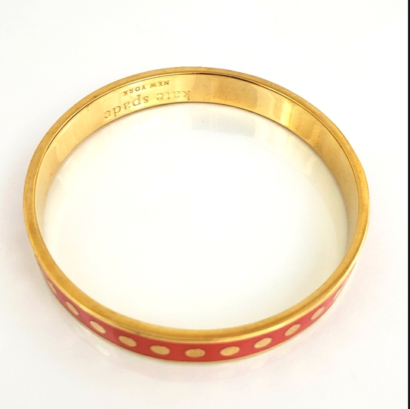 Kate Spade Idiom Red Enameled Gold Bangle Bracelet - Picture 3 of 6